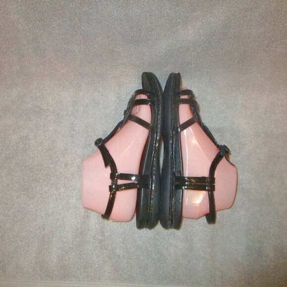 BORN Talica LEATHER Sandals Size 10 ANKLE STRAP Arch ADJUSTABLE Flats TWIST Blac - Picture 9 of 11